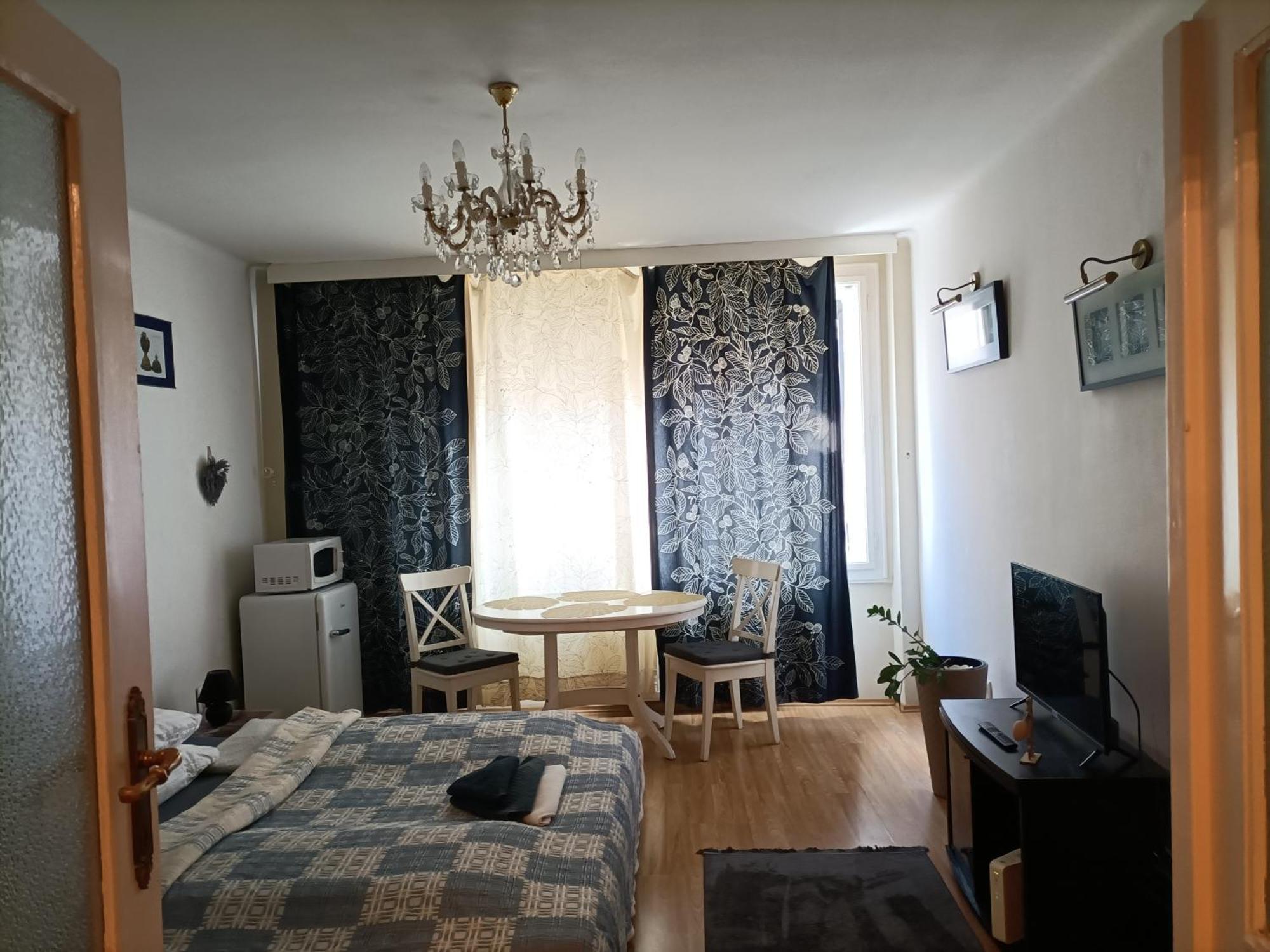 Westend Apartment Budapest Esterno foto