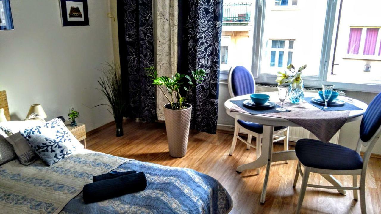 Westend Apartment Budapest Esterno foto